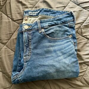 Torrid denim, size 14 short, perfect boyfriend ankle vintage stretch